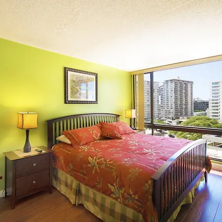Waikiki Sunset Mountain View Near Beach With Parking Honolulu Exterior photo